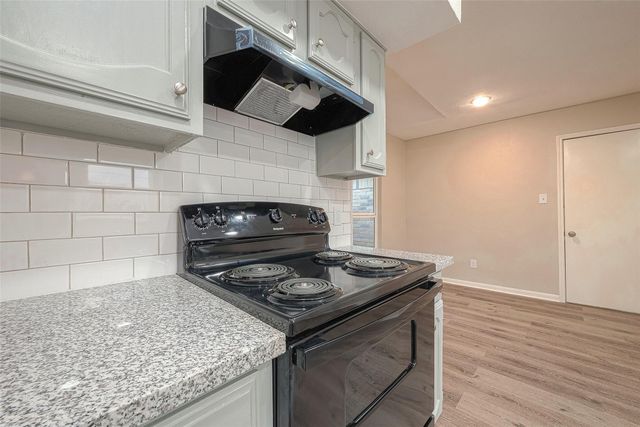 15638 Schumann Lane, Houston, TX 77083