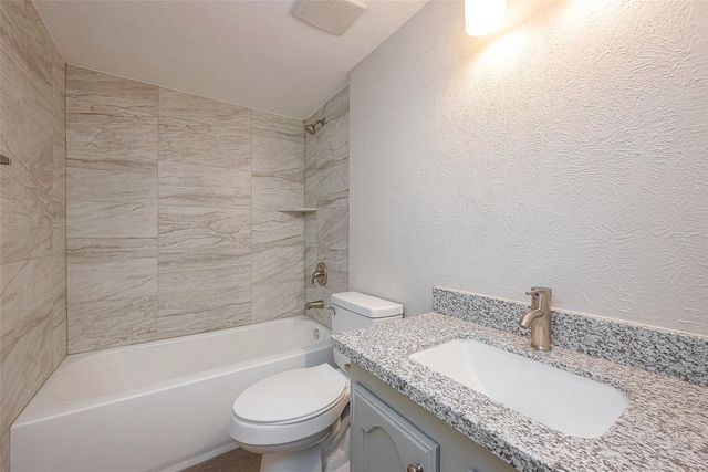 15638 Schumann Lane, Houston, TX 77083