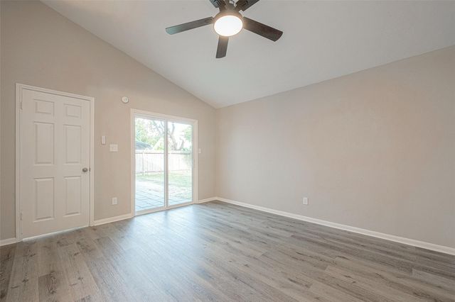 15638 Schumann Lane, Houston, TX 77083