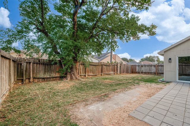 15638 Schumann Lane, Houston, TX 77083