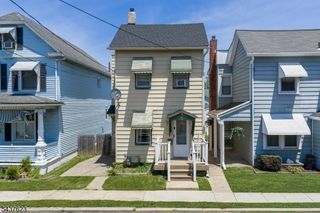 21 Henderson St, Phillipsburg Town, NJ 08865