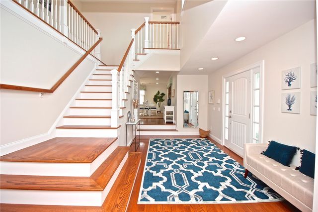 190 Coggeshall Avenue, Newport, RI 02840