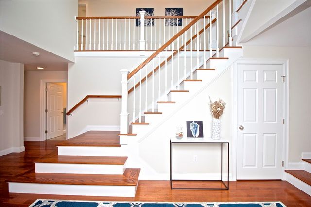 190 Coggeshall Avenue, Newport, RI 02840