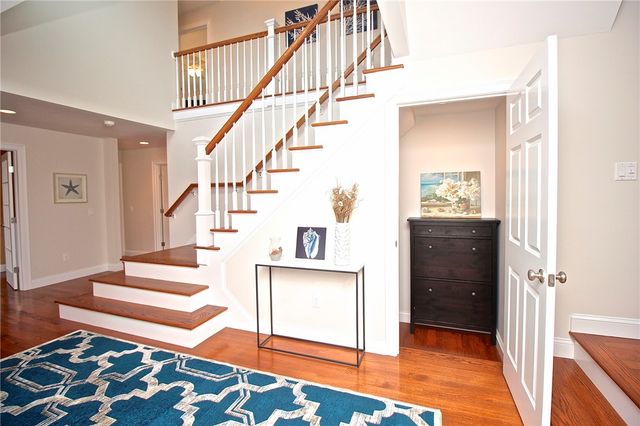 190 Coggeshall Avenue, Newport, RI 02840