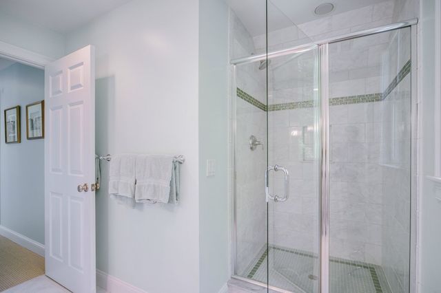 190 Coggeshall Avenue, Newport, RI 02840