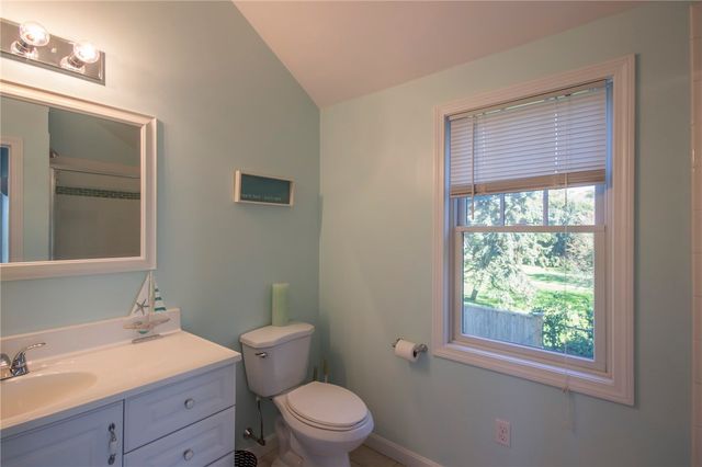 190 Coggeshall Avenue, Newport, RI 02840