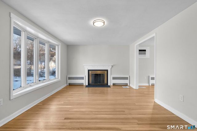 51 Dydo Drive, Montville, CT 06382