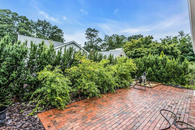 34 Preston Street, Port Washington, NY 11050