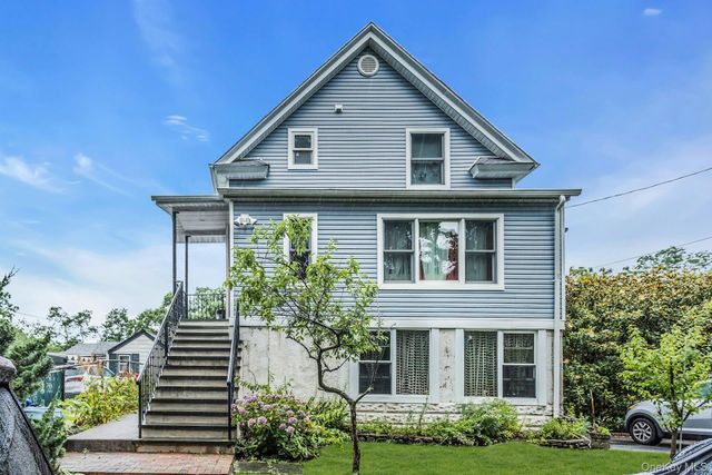 34 Preston Street, Port Washington, NY 11050