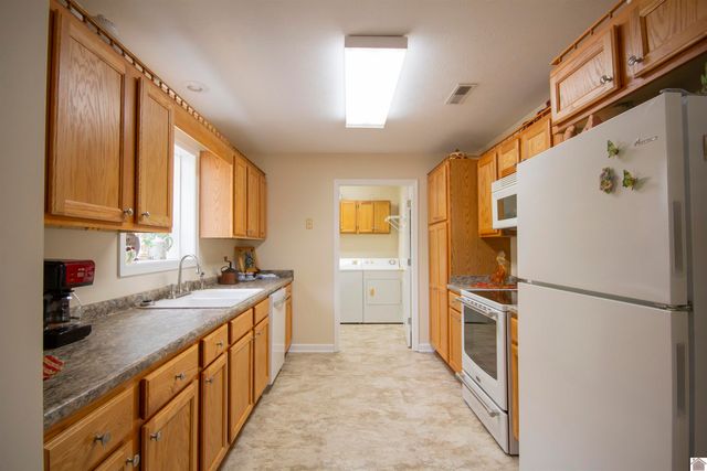 1532 State Route 58 W, Clinton, KY 42031