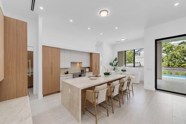 801 SE 6th Court, Fort Lauderdale, FL 33301