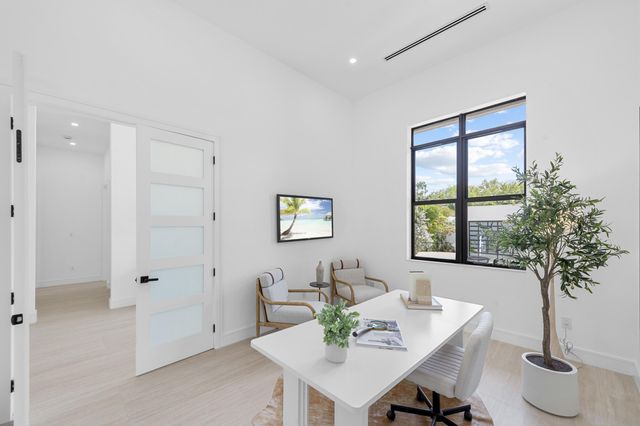 801 SE 6th Court, Fort Lauderdale, FL 33301