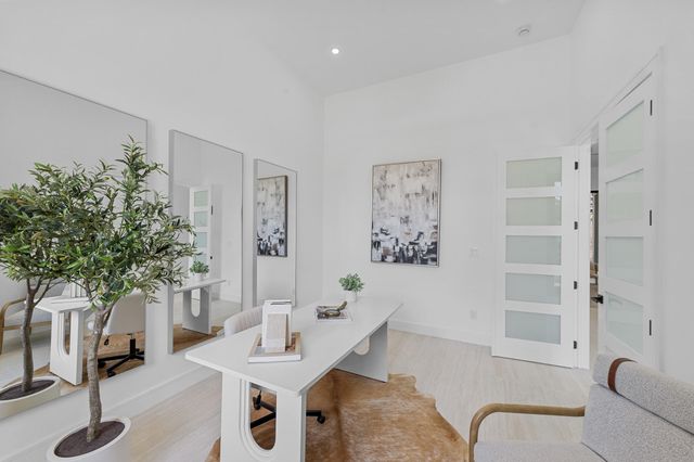 801 SE 6th Court, Fort Lauderdale, FL 33301