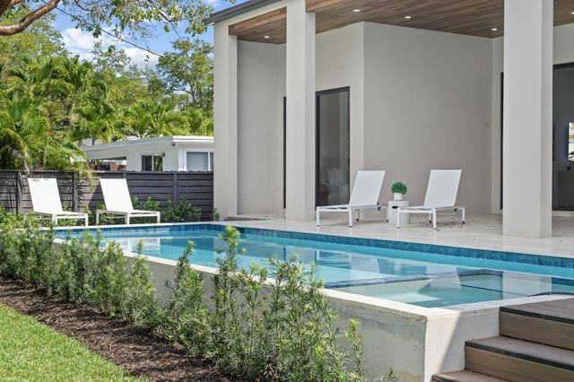 801 SE 6th Court, Fort Lauderdale, FL 33301