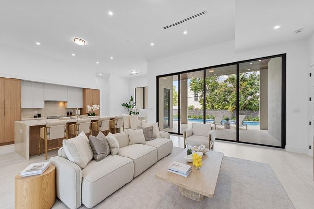 801 SE 6th Court, Fort Lauderdale, FL 33301