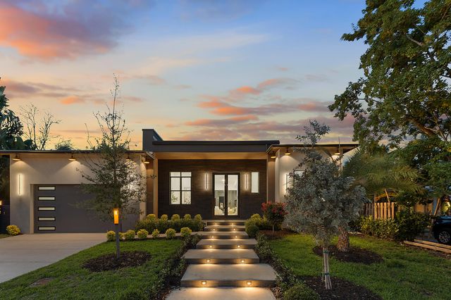 801 SE 6th Court, Fort Lauderdale, FL 33301