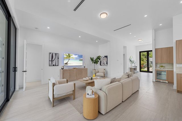 801 SE 6th Court, Fort Lauderdale, FL 33301