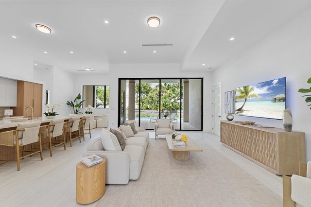 801 SE 6th Court, Fort Lauderdale, FL 33301