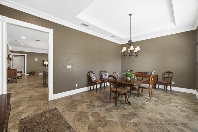 150 St Andrews Loop, Kerrville, TX 78028