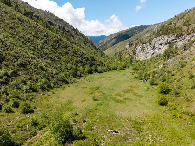 15520 Dry Gulch Road, Clinton, MT 59825