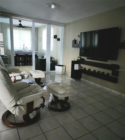 1260 URB PLAZA DE LA FUENTE, Toa Alta, PR 00953