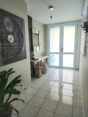 1260 URB PLAZA DE LA FUENTE, Toa Alta, PR 00953