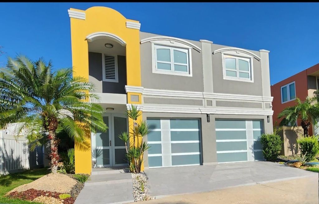 1260 URB PLAZA DE LA FUENTE, Toa Alta, PR 00953