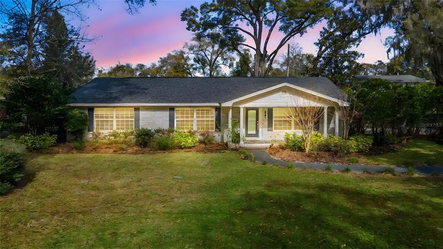 851 E PENNSYLVANIA AVENUE, Deland, FL 32720