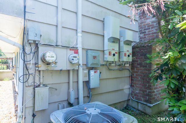 476 Derby Milford Road, Orange, CT 06477
