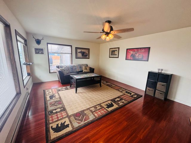 2709 California Avenue, Malin, OR 97632