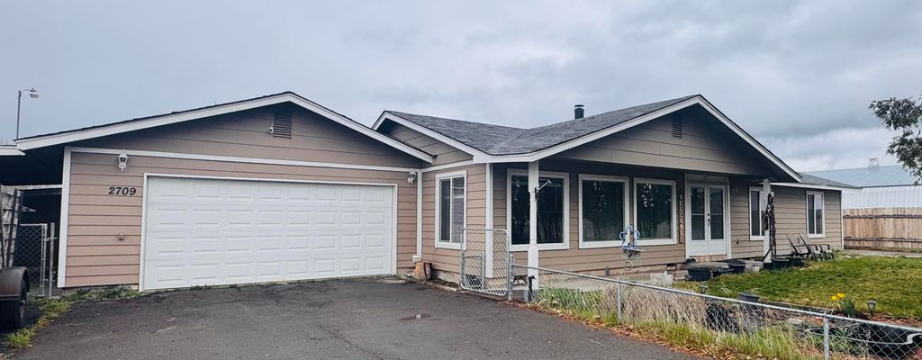 2709 California Avenue, Malin, OR 97632