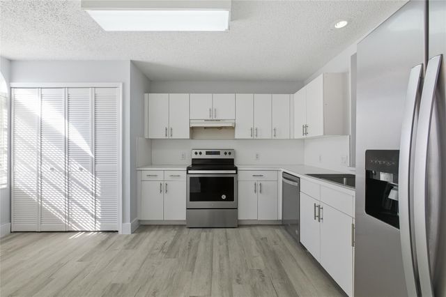 2381 NE 14th Street Causeway 206, Pompano Beach, FL 33062