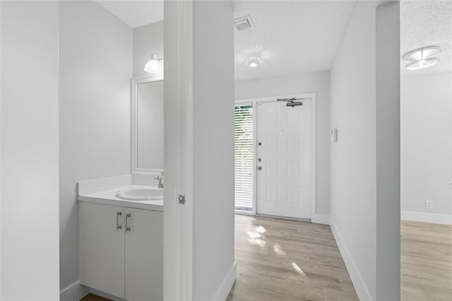 2381 NE 14th Street Causeway 206, Pompano Beach, FL 33062