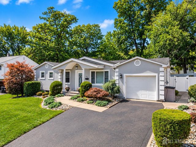 28 Bradford Road E, East Brunswick, NJ 08816