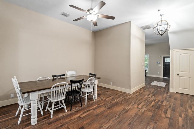 503 E 13th Street, Kemp, TX 75143