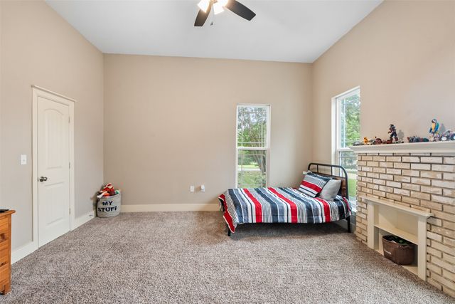 503 E 13th Street, Kemp, TX 75143