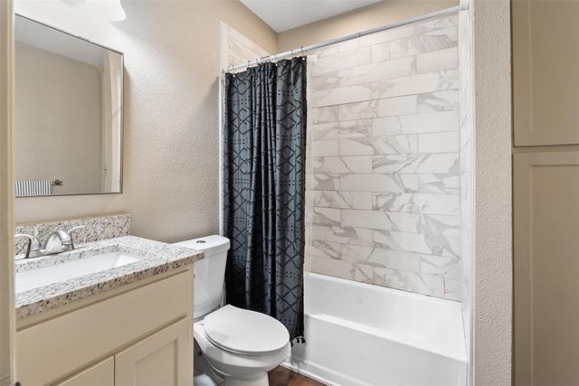 503 E 13th Street, Kemp, TX 75143