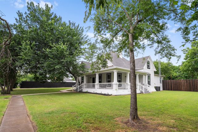 503 E 13th Street, Kemp, TX 75143