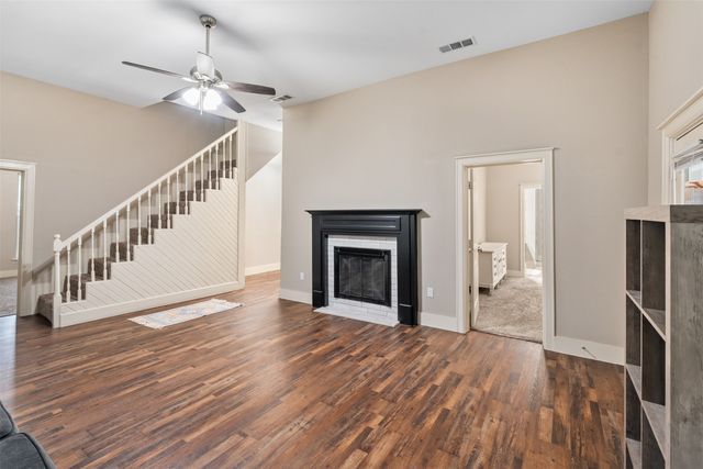 503 E 13th Street, Kemp, TX 75143