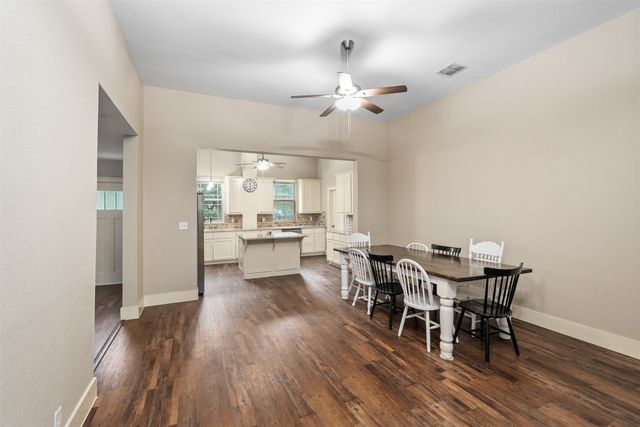 503 E 13th Street, Kemp, TX 75143