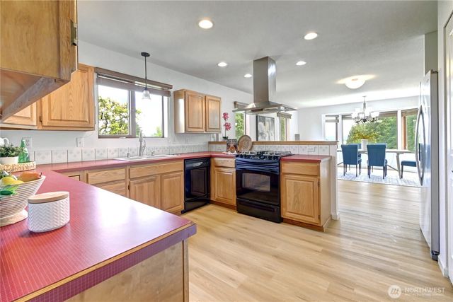 9315 36th Avenue SE, Everett, WA 98208