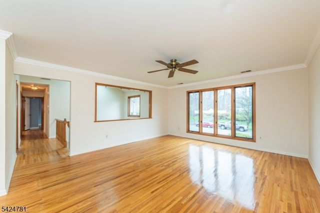 1 Old Timbers Ct, Roxbury Twp., NJ 07847