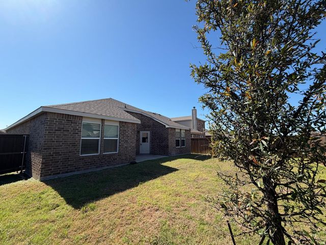 1117 Ainsley Lane, Forney, TX 75126