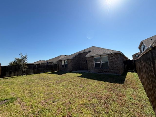 1117 Ainsley Lane, Forney, TX 75126