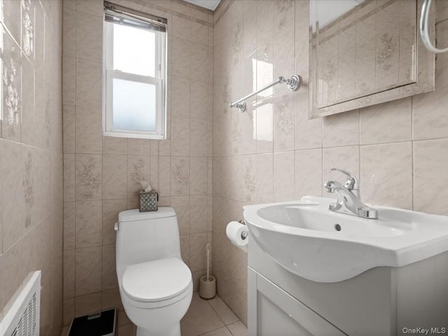 15314 76th Road, Flushing, NY 11367