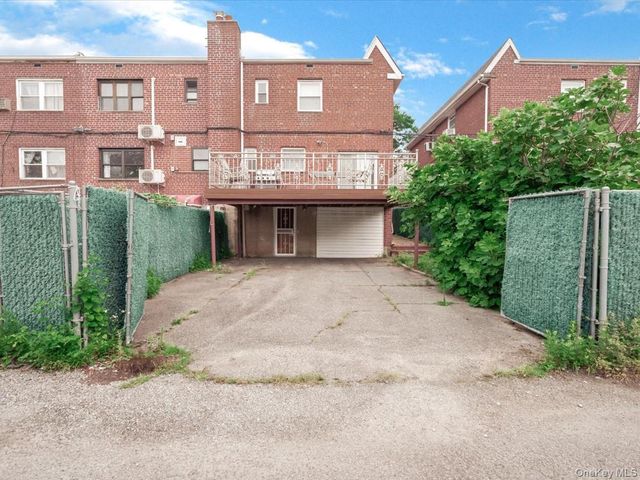 15314 76th Road, Flushing, NY 11367