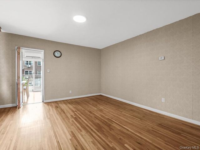 15314 76th Road, Flushing, NY 11367