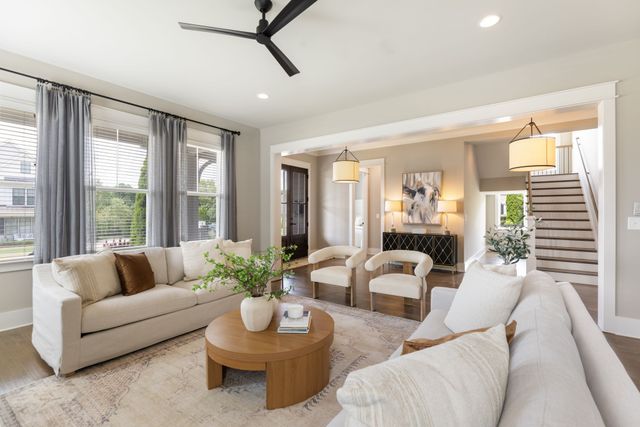 998 Spruce Ridge Ln, Spring Hill, TN 37174