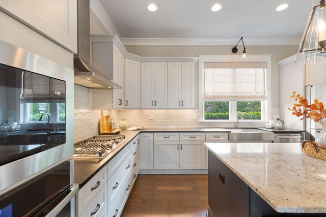 998 Spruce Ridge Ln, Spring Hill, TN 37174