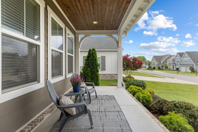 998 Spruce Ridge Ln, Spring Hill, TN 37174